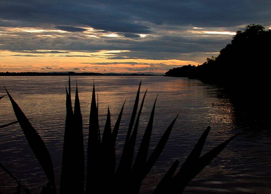 sunset at mekong river